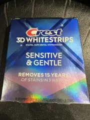 CREST 3D WHITESTRIPS SENSITIVE- 36 STRIPS - EXP: 11/2026 FAST SHIPPING