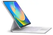 Black Keyboard Case for iPad 11th Generation 2024 – Magic-Style Magnetic