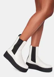 [VAGABOND SHOEMAKERS] White Tara Boots