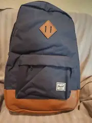 NWT Herschel Supply Co. Heritage Classic Backpack, 21.5L