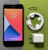 在飛比找Yahoo!奇摩拍賣優惠-iPhone8 4.7吋 手機_黑64G