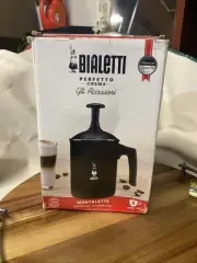 Bialetti 00AGR395 Tutto Crema Milk Frother (6 Cup) 23 oz (1 L) Black-NEW OB