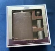 T Harris Stainless Steel 8 Ounces Flask Set ( Flask, Funnel, Shot Cups )