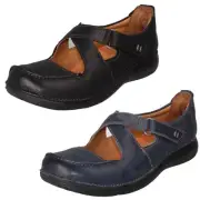 Ladies Unstructured by Clarks Hook and Loop Casual Shoes 'Un Loop Strap'