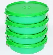 [Tupperware] Set of 4 Medium Wonders 12 Ounce Bowls Green