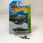 Aston Martin 1963 DB5 #200 * GREEN * 2014 Hot Wheels * HH10