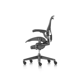 現貨❗New Aeron 2.0 碳灰色！人體工學椅 Herman Miller 碳灰色全功能 扶手可上下左右前後