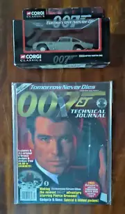 CORGI CLASSICS JAMES BOND ASTON MARTIN DB5 TOMORROW NEVER DIES W/TECHNIC JOURNAL