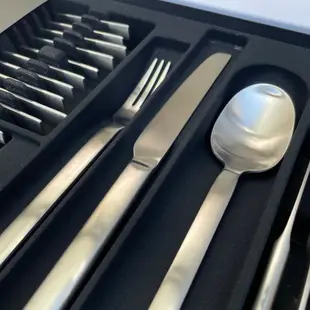 現貨 德國WMF Alteo Cutlery Set 30件組 霧面餐具套組 牛排刀叉 不鏽鋼 湯匙餐具組 刀子叉子