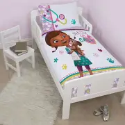 DOC McStuffins Cot Toddler 120cm x 150cm Quilt Cover Licensed Brand New