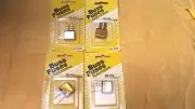 4 BUSS UCB,ATCTYPE 20 AMP12V CIRCUIT BREAKERS,SECTIONED1/4" LEGS.1.5.