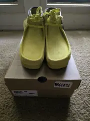 Mens Clarks Wallabee Lime Yellow Suede Highlighter Chukkas Boot 11.5