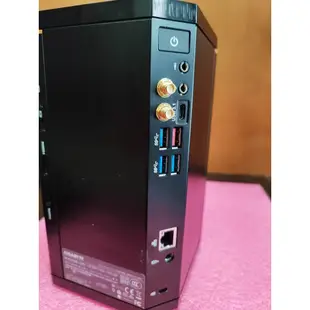 技嘉GB-BNi7HG6-1060 i7-7700HQ GTX1060 256 M.2 8G 二手超微型電腦/迷你主機