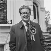 Alan Watson campaigning in the Richmond constituency UK 1970s OLD PHOTO