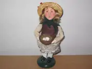 Byers Choice 2009 Colonial Girl carrying Nest with Eggs New