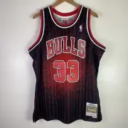 Mitchell & Ness Scottie Pippen Chicago Bulls Gradient Swingman Jersey Mens Sz XL