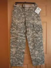 Army Combat digital Camo Rip Stop Pants, Small W27-31", L29 1/2-31 1/2", NWT