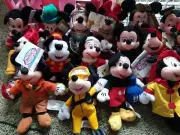 Assorted Mickey Minnie Goofy Donald Pluto Disney Store Beanies NWT FREE SHIPPING