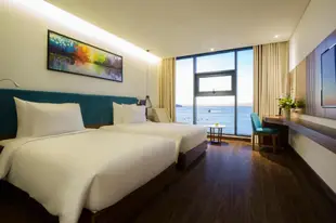 峴港麥西米蘭海灘飯店Maximilan Danang Beach Hotel