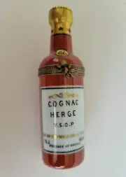 LIMOGES France Box COGNAC HERGE V.S.O.P. Renaissance Guild Peint Main