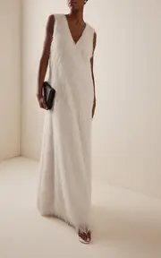[THE GARMENT] Sally Faux Fur Gown