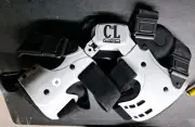 New Comfortland OA Knee Brace Right OA-200-R Adjustable Hinged Universal️