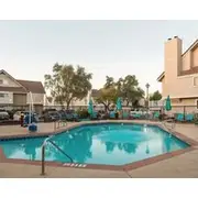 Metro Phx Studio Queen Sleeps 4 Heated Pool