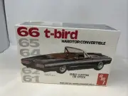 SEALED AMT 2208 1/25 Scale '66 Ford T-Bird Thunderbird Plastic Model Kit