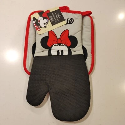 2pk Disney Classic Retro Minnie Mouse Oversized Oven Mitt Potholder Peek A Boo