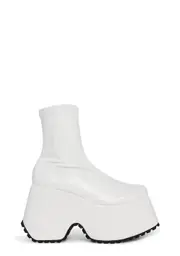 [Lemon Drop by Privileged] Ybarra Platform Boots - White