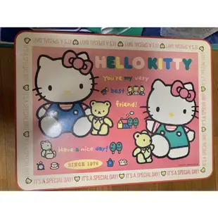 日本帶回三麗鷗sanrio hello kitty 哈囉 凱蒂貓 木頭 桌子 學習桌 折疊桌 小熊 抱熊 木製 褪色