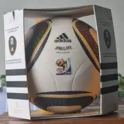 Authentic Adidas Jabulani World Cup 2010 Official Match ball size 5