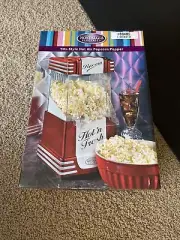 Nostalgia Electrics RETRO HOT AIR POPCORN MAKER model RHP-625 MACHINE