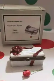 Vtg Gift Box w/Rose Rare PHB Porcelain Hinged Box Midwest Cannon Falls Last One