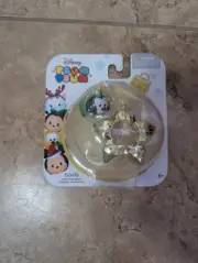 Disney Tsum Tsum Goofy with Stackable Star Accessory NIP Christmas Ornament