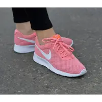 在飛比找蝦皮購物優惠-NIKE ROSHE RUN TANJUN 網面 粉白 櫻花