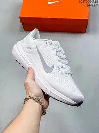 在飛比找Yahoo!奇摩拍賣優惠-耐克Nike Zoom WINFLO 登月10網面 輕質男女