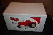 1/16 Cockshutt 70 open house toy tractor