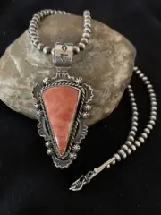 Native Red Spiny Oyster Pendant Sterling Silver Navajo Pearls Necklace 01657