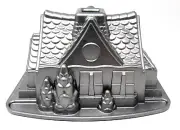 Nordic Ware Gingerbread House Cast Aluminum Bundt Cake Pan Christmas New