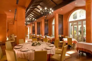 絲綢安達盧斯宮飯店Silken Al-Andalus Palace Hotel