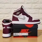 Nike Air Jordan 1 Retro High OG GS Size 7Y / Womens Size 8.5 Bordeaux 575441-611