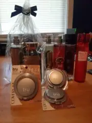 Lot Bath And Body Works/ Cover Girl Bulk