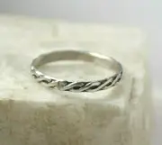 Sterling Silver .925 Stacking Handmade Celtic Knot Band Ring Size 2 Wedding