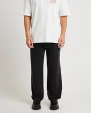 Slacker Relaxed Jeans Ledger Worn Black