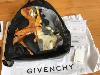 在飛比找Yahoo!奇摩拍賣優惠-Givenchy 小鹿 限量秀款