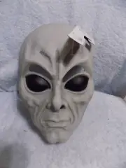 Halloween Scary Glow In The Dark Alien Face Mask New