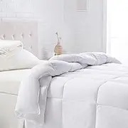 Amazon Basics Down Alternative Bedding Comforter Duvet Insert - Full / Queen, White, Warm
