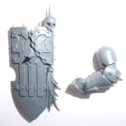 Warhammer Blades of Khorne Skullcrushers Shield A [Bits]