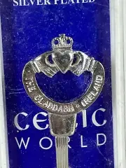 Souvenir Collector's Spoon - The Claddagh Ireland - Silver Plated